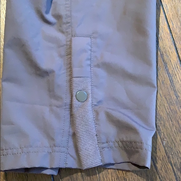 NWT Nike Beyond Bermuda Low-Rise Training Shorts - Picture 8 of 10